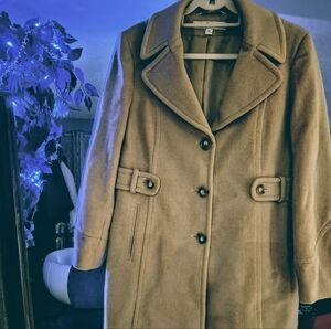 Women's 3/4 Lenght Tan Wool Coat